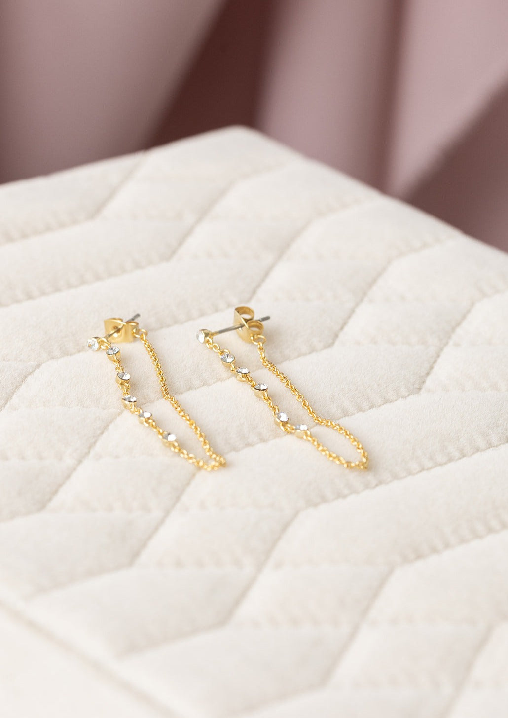 Aneta Earrings Clear