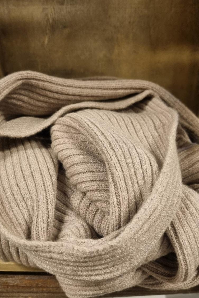 Beige skjerf