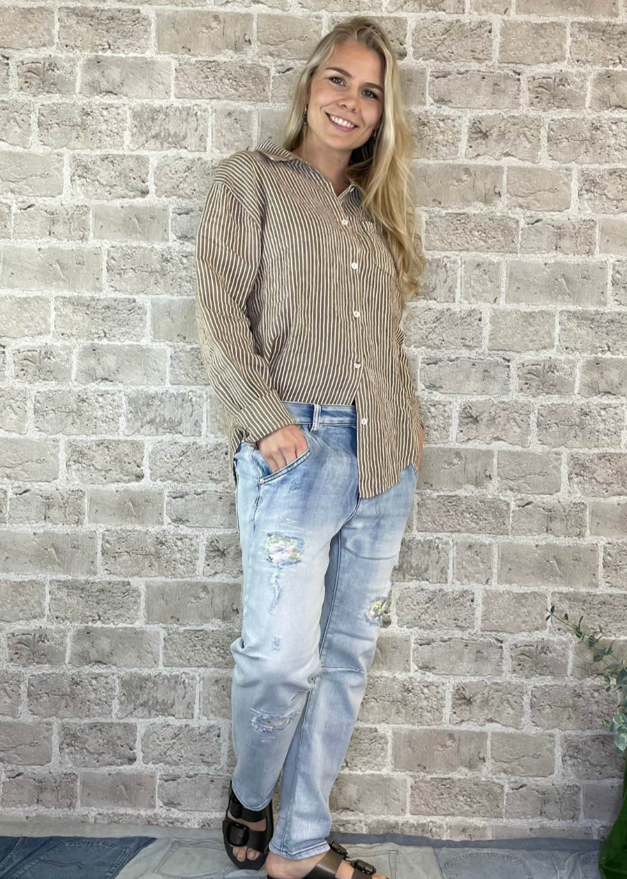 Jeans i lys denim