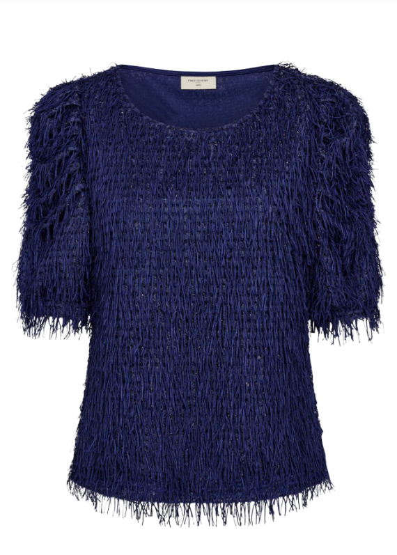 Blå topp med frynsestoff