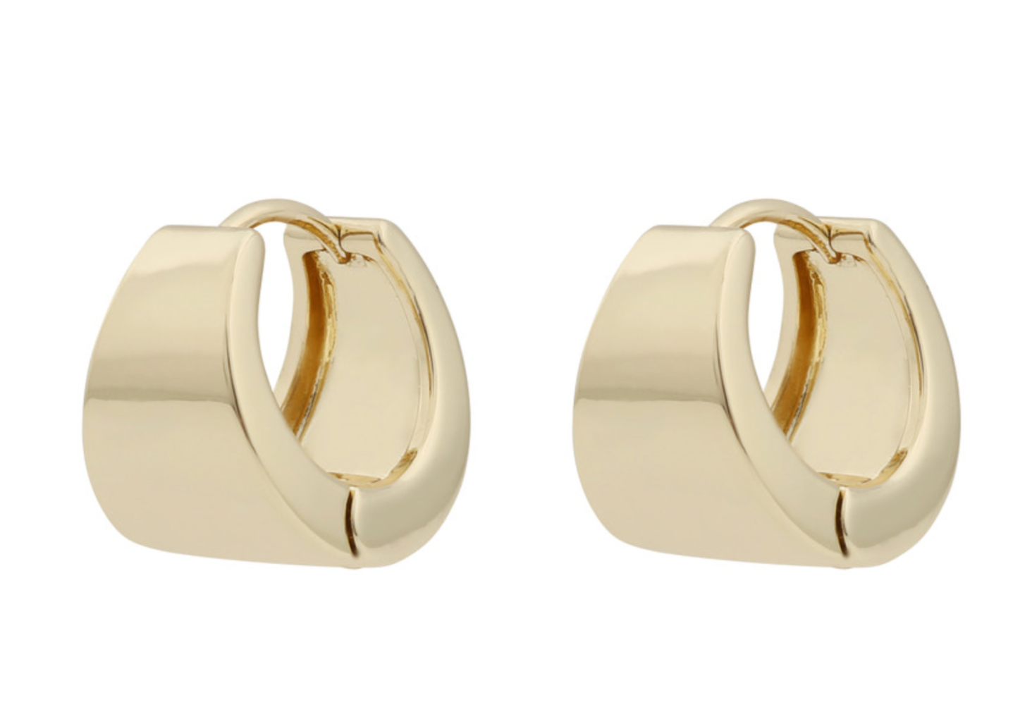 East Wide Oval Ear