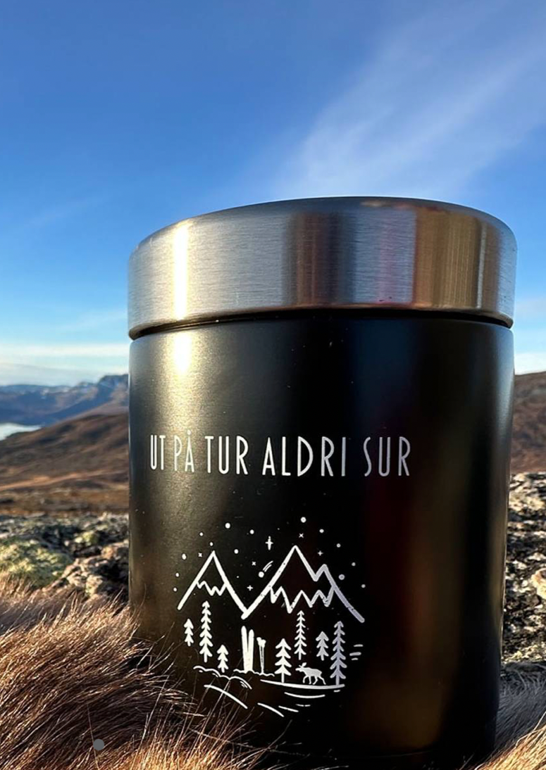 Praktisk svart mattermos