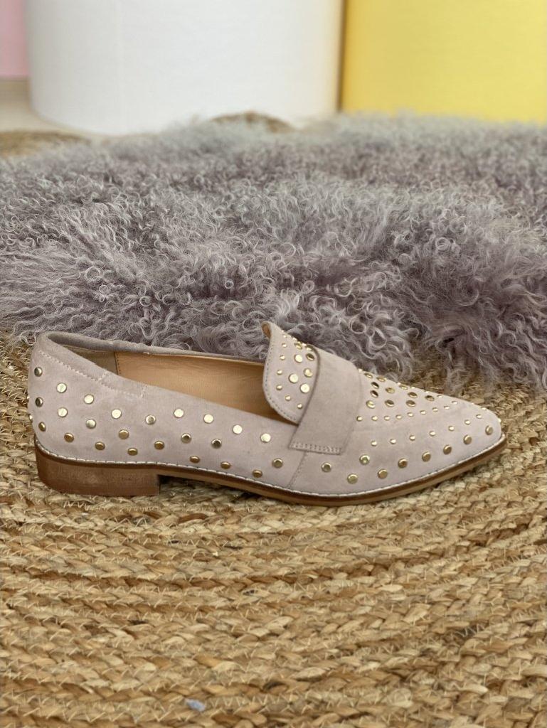 Taupe suede sko