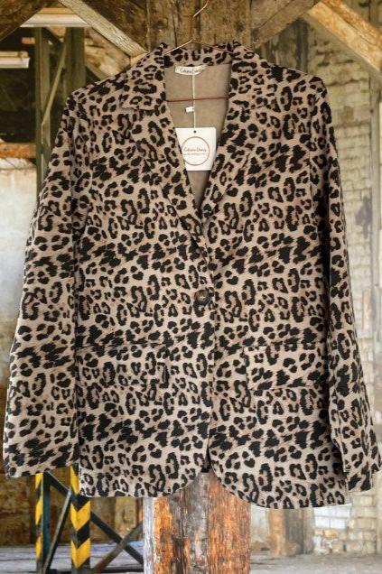 Blazer i leopardmønster