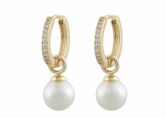 Core Pearl Earring