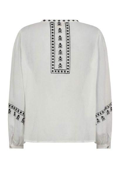 Lekker bluse med broderte detaljer