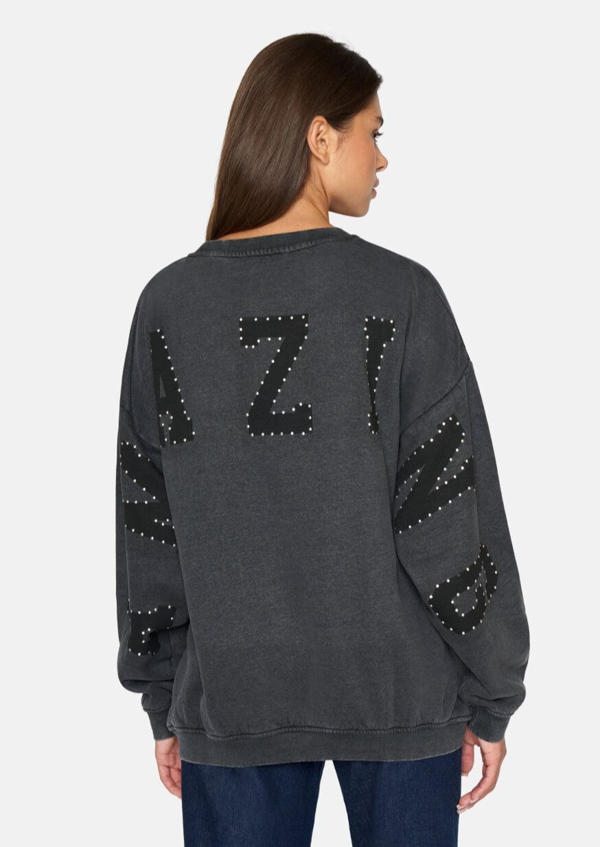 Bila Sweater