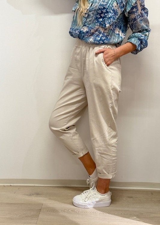 Line Chino Pant