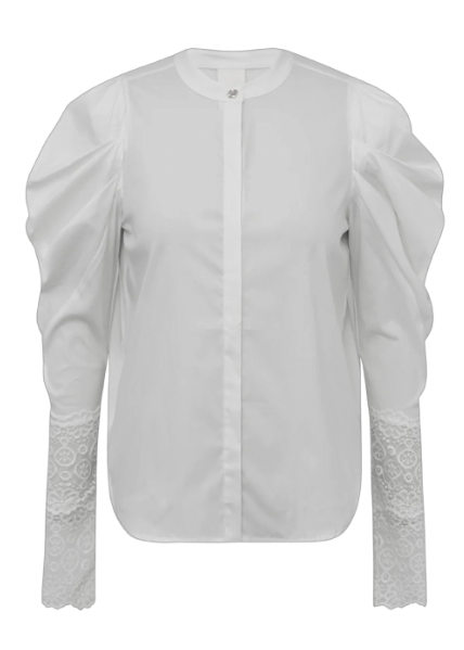 Hvit skjorte med puffermer